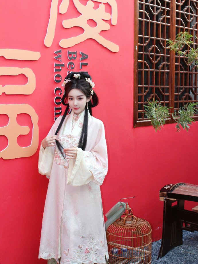 《澎湖海战》引热议：主旋律大片如何成为舆论焦点？